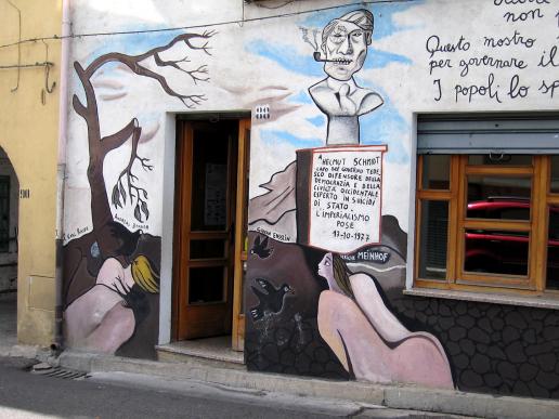 die politischen Wandmalereien, die „Murales“, von Orgosolo