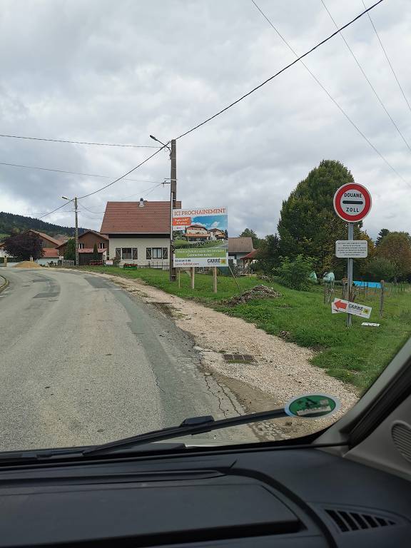 an der Grenze zur Schweiz