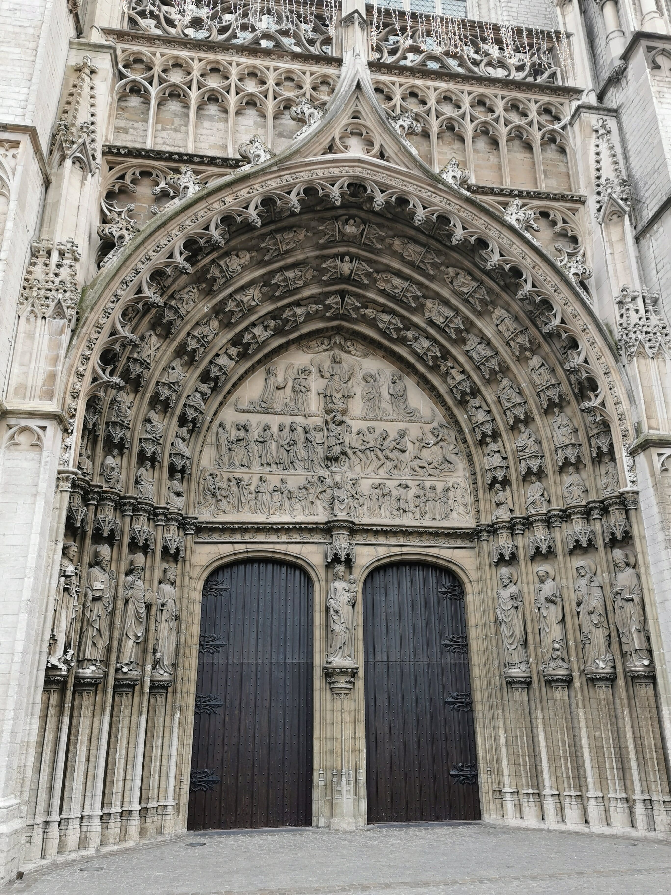 Eingang zur Kathedrale