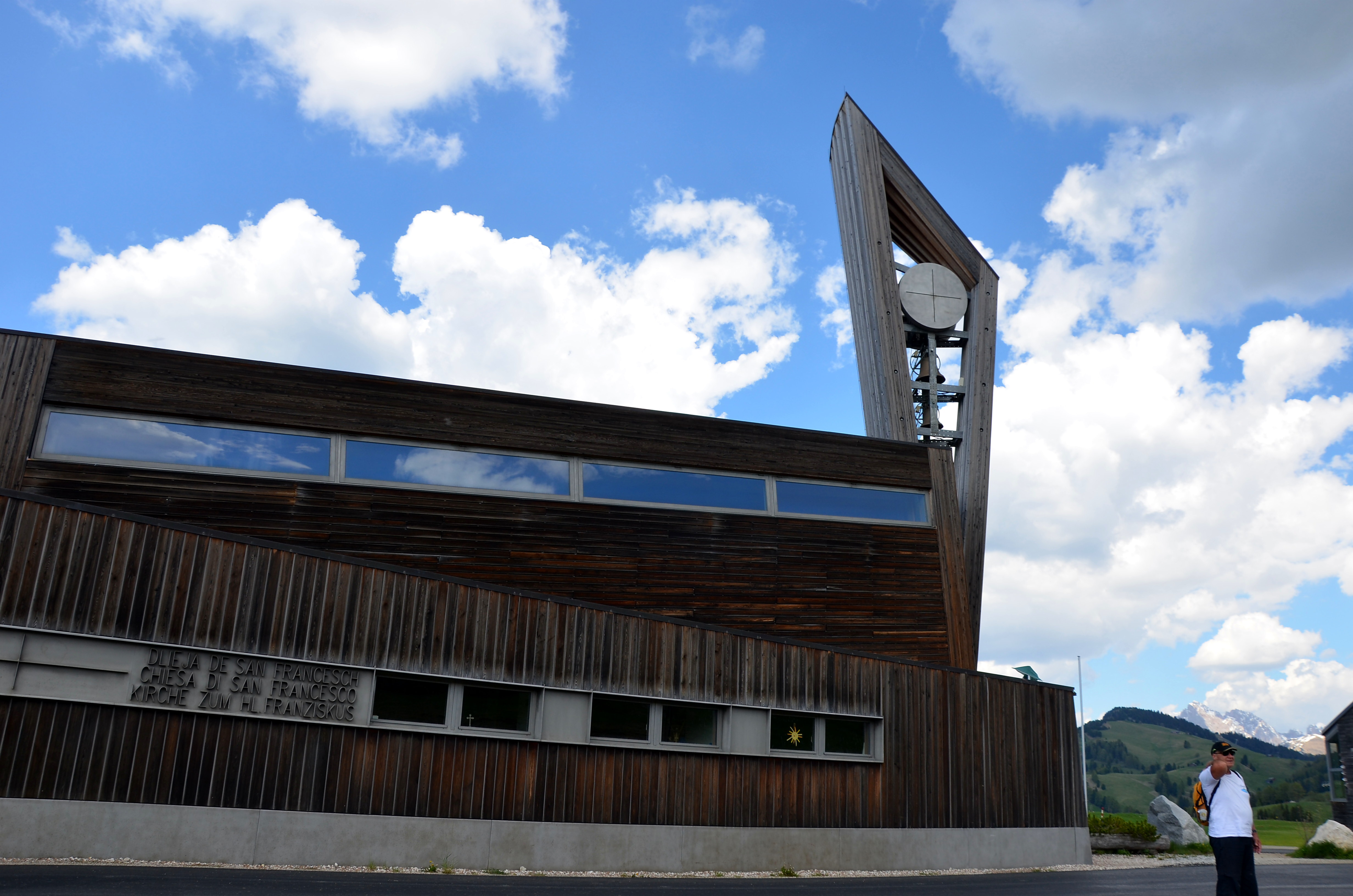 moderne Kirche