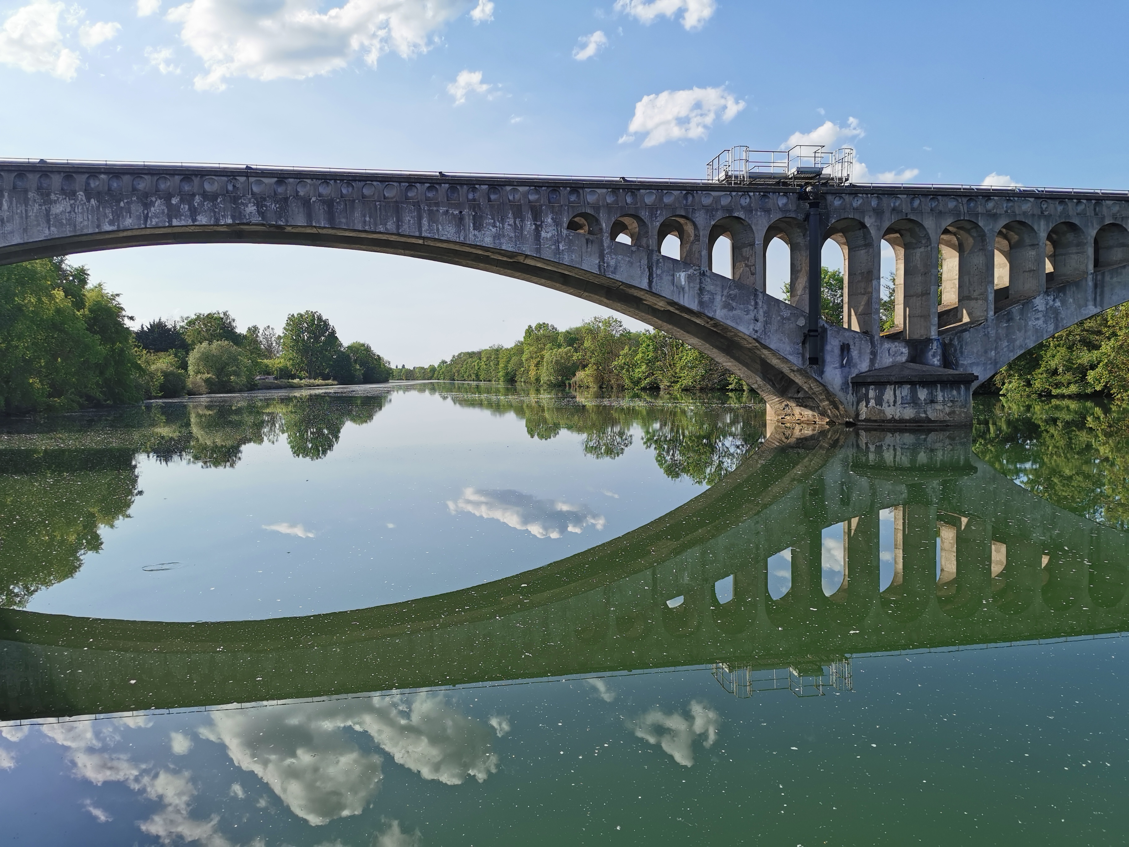 in Pont sur Yonne