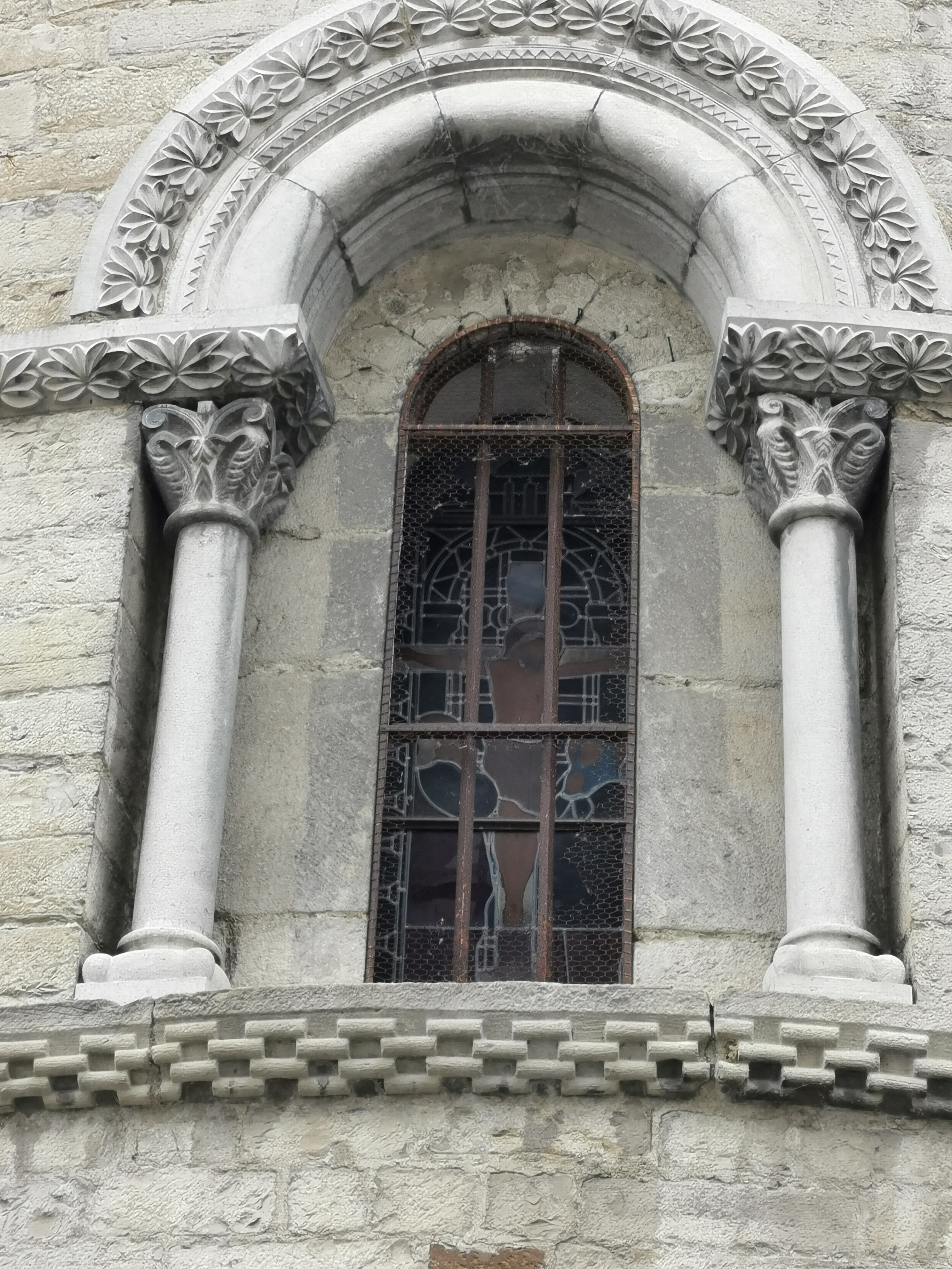 in Oloron-Sainte-Marie