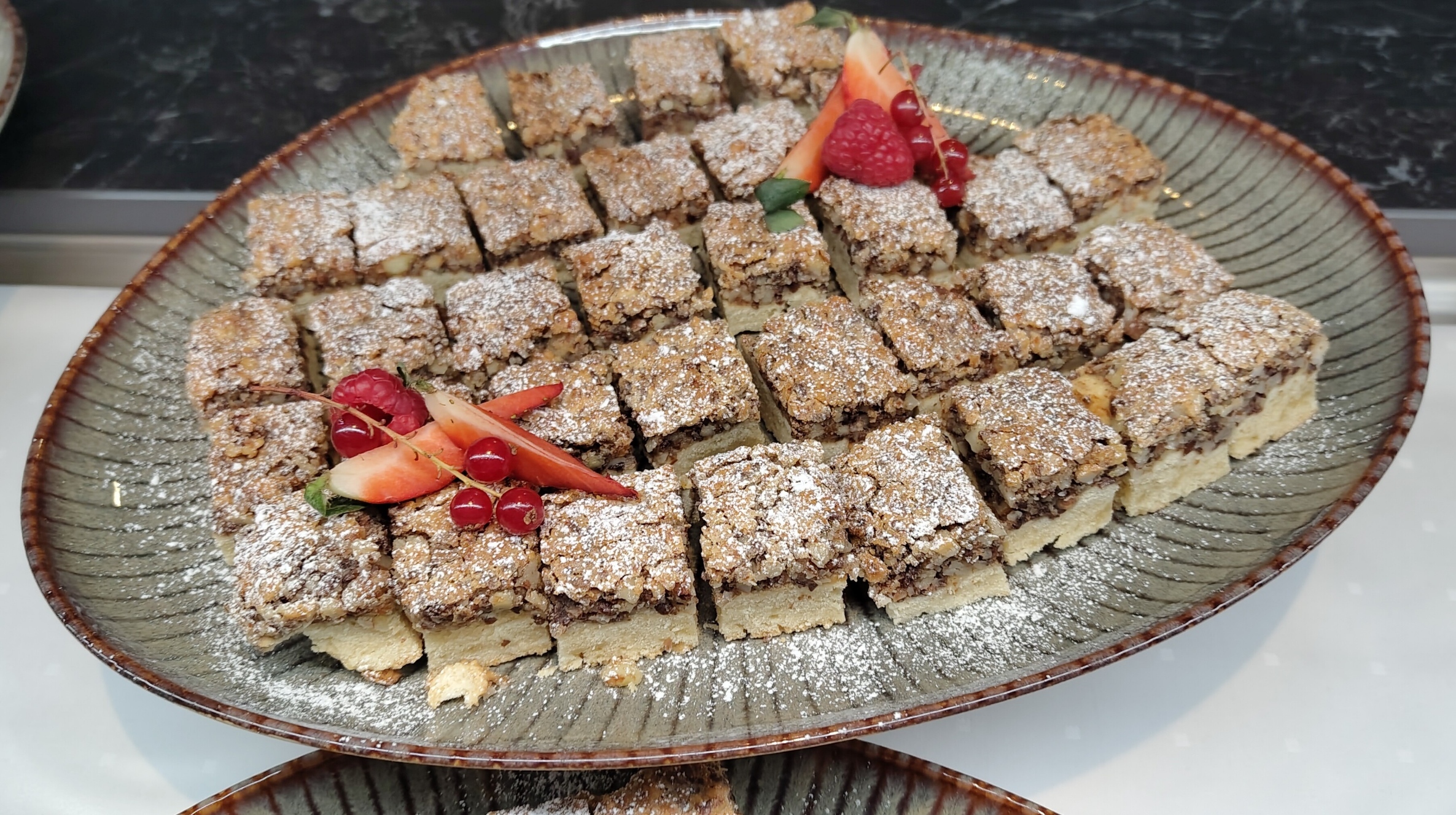 Desserts beim Mittagessen