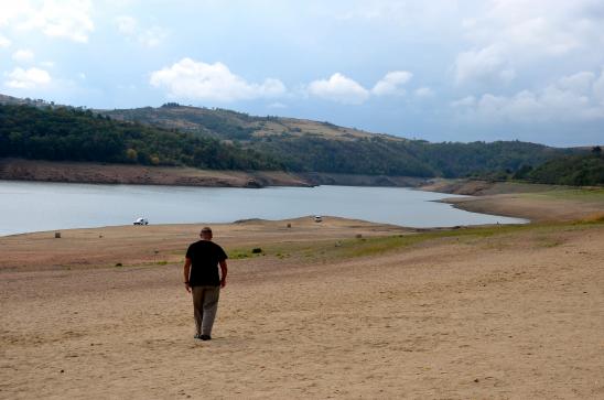 Am Lac de Villerest, der aus der 1980 gestauten Loire entstanden ist.