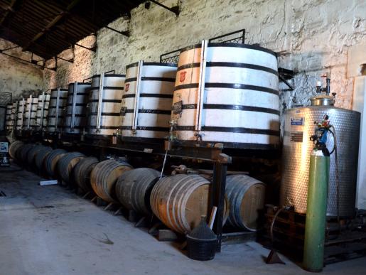 beim Weingut von Monsieur Lascaux