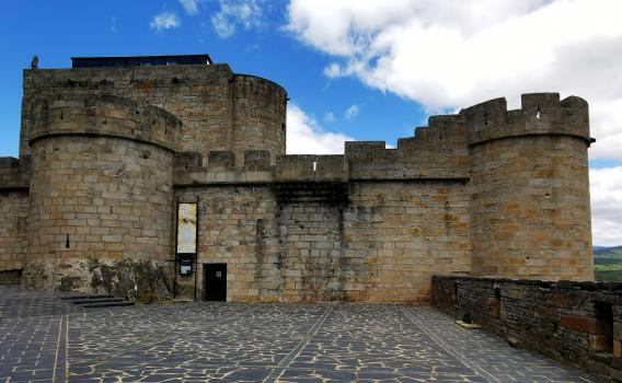 das Castillo von Puebla de Sanabria