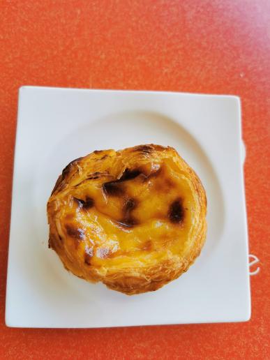 ein Pastel de Nata, mmm...!