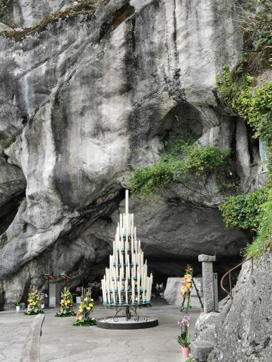 in Lourdes