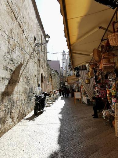 Bari